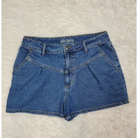WILD FABLE Women's Size 12 Denim Shorts High Rise Short Pleated Vintage Look R